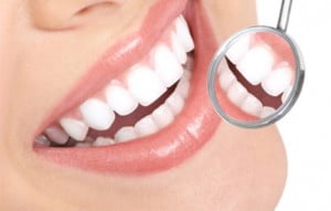 Tẩy trắng răng hiệu quả và không đau