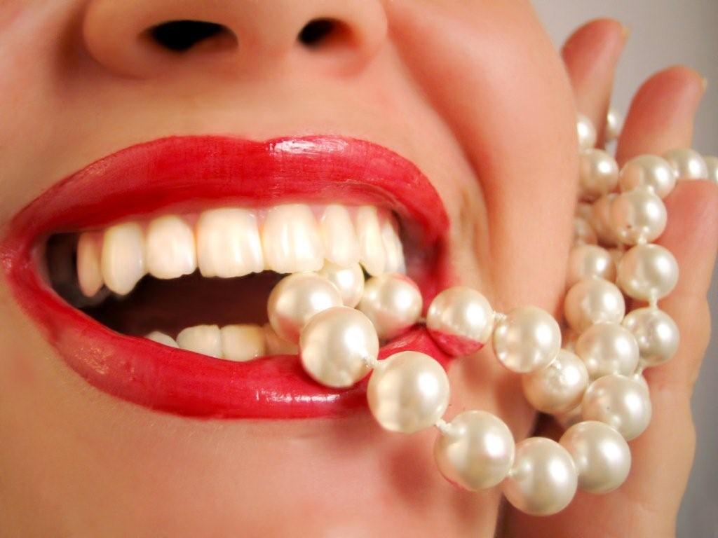 Răng implant có nhai tốt không?