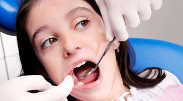 bệnh viêm chân răng ở trẻ em