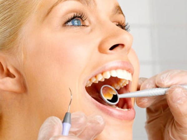 chảy máu chân răng là thiếu vitamin gì