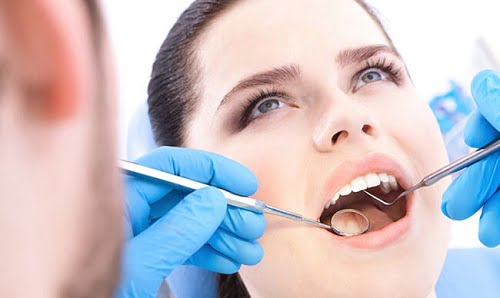 Bọc răng sứ có đau không? Dẫn chứng cụ thể 1