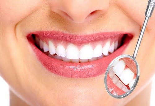 Giá bọc răng sứ zirconia nhiều người muốn tìm hiểu 3